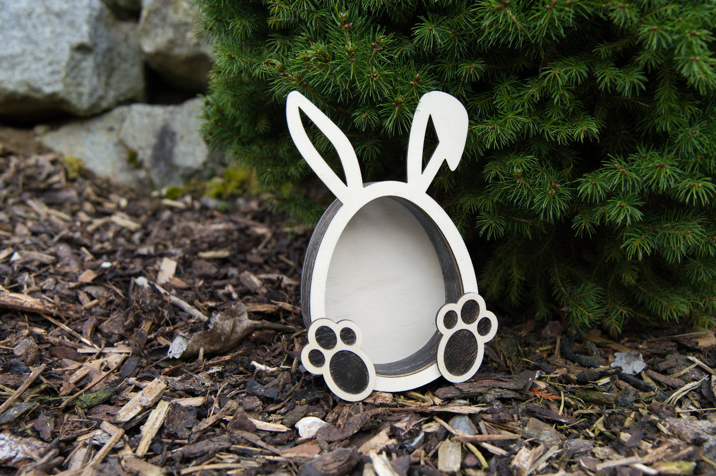 Holz-Osterei mit Sichtfenster