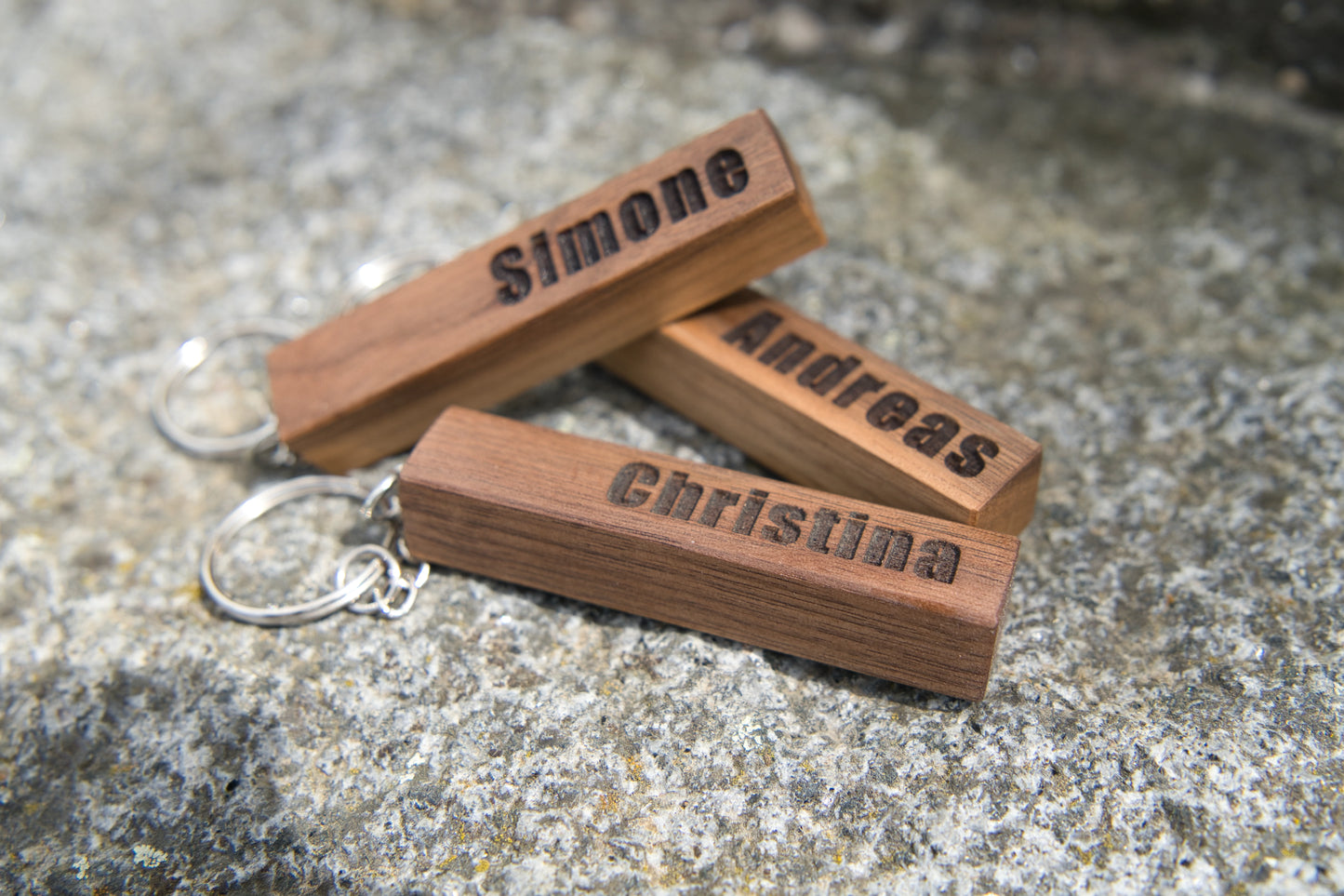 Schlüsselanhänger aus Walnussholz