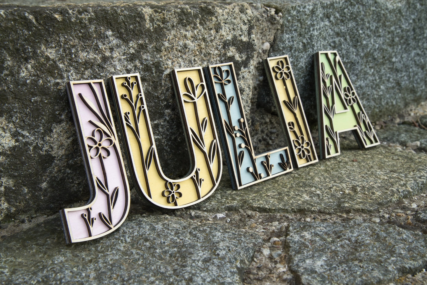 Personalisierte Holzbuchstaben mit Magnet