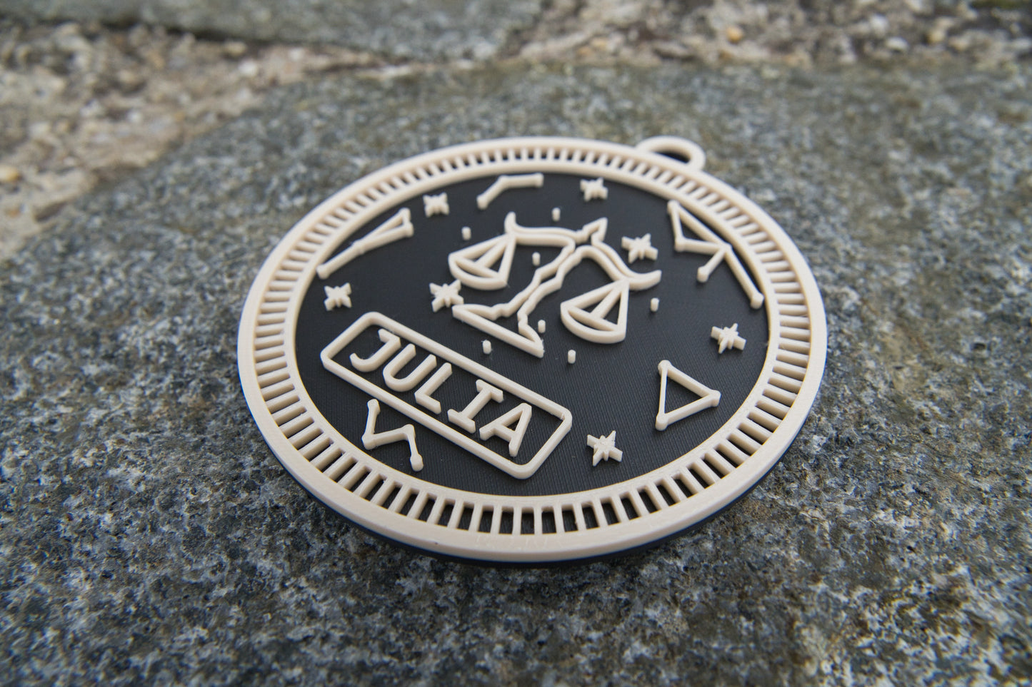 3D-Namensschild mit Sternzeichen